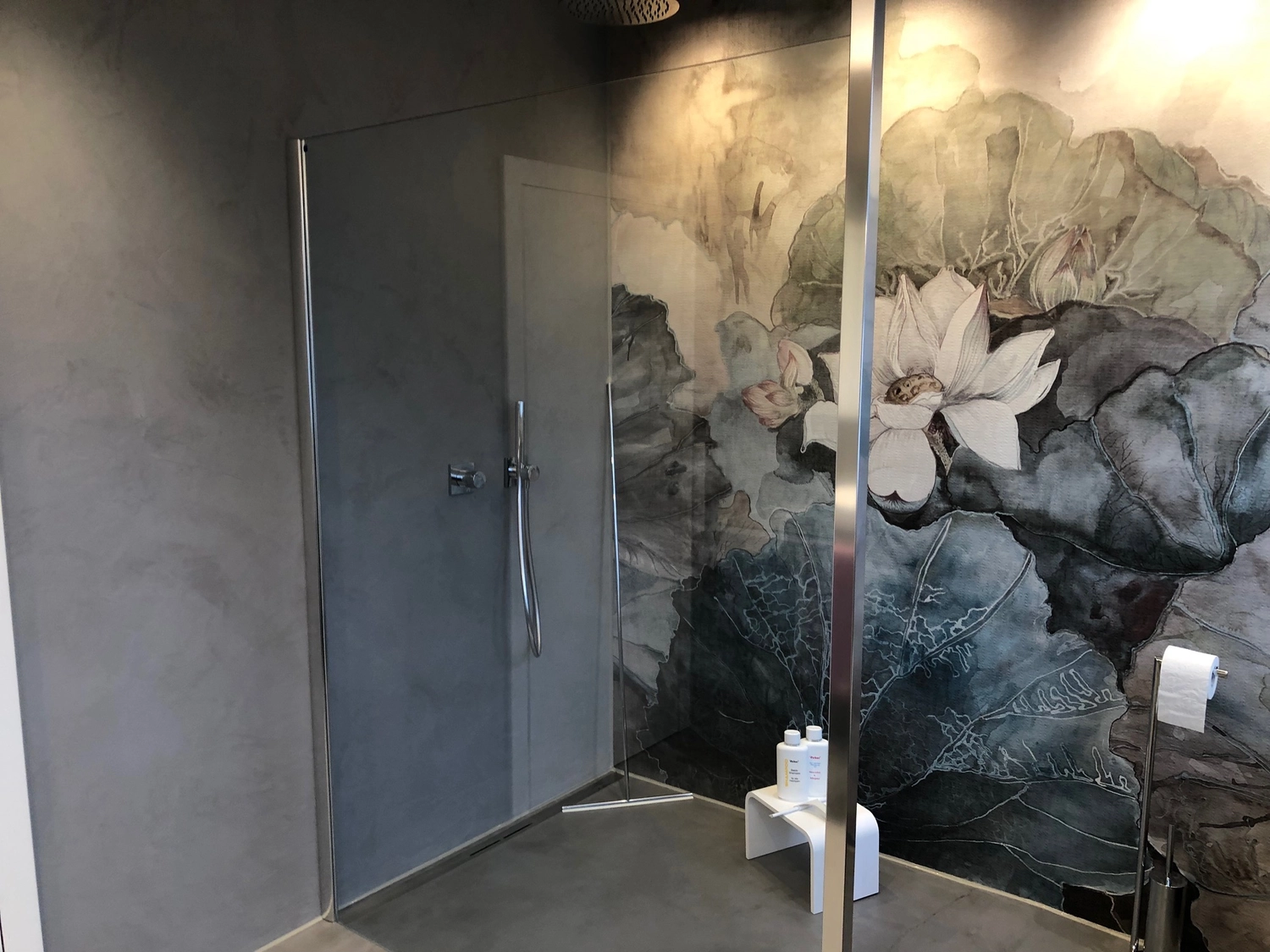 Toni´s Farbenspiel Malermeister - Malermeister - Fugenlose Bäder und Böden