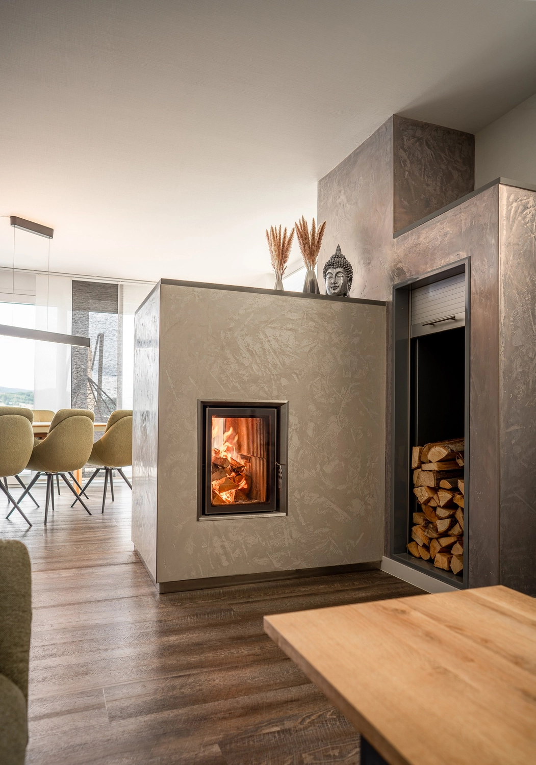 Toni´s Farbenspiel Malermeister - Malermeister - Marmor-Glättetechnik auf Kalkbasis